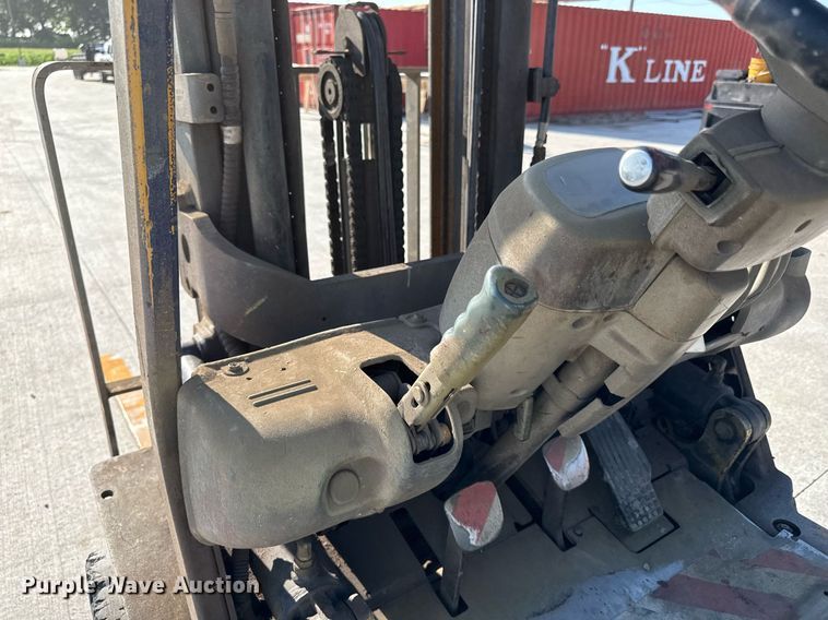 image for item DY8097 Komatsu FM25T-12 forklift