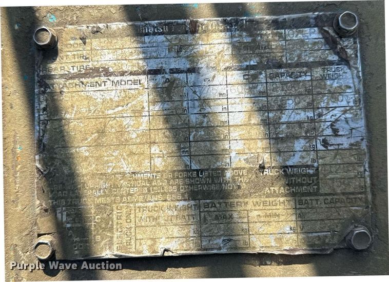 image for item DY8097 Komatsu FM25T-12 forklift