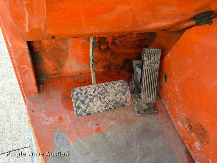 image for item DY8098 2014 JLG 8042 telehandler