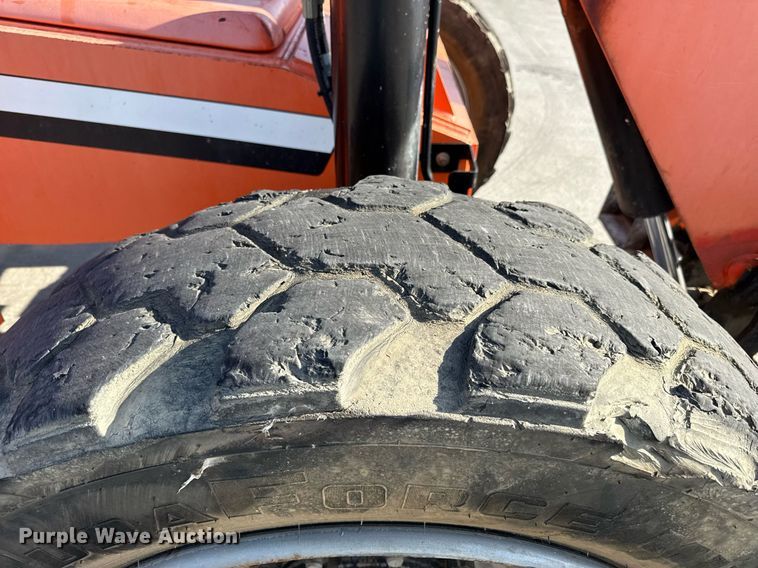 image for item DY8098 2014 JLG 8042 telehandler