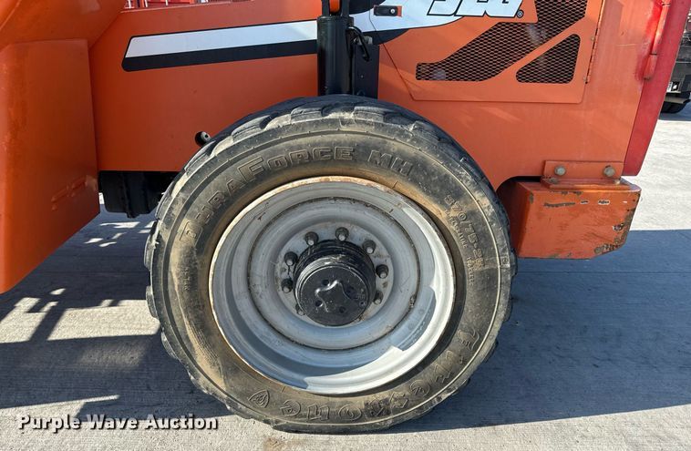 image for item DY8098 2014 JLG 8042 telehandler