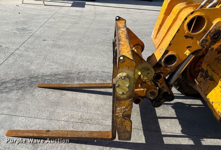 image for item DY8099 1999 JCB Gradall 520 telehandler