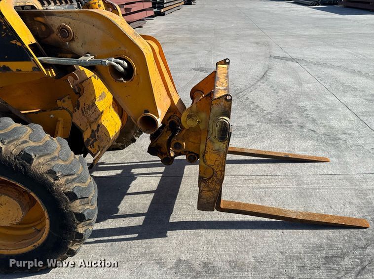 image for item DY8099 1999 JCB Gradall 520 telehandler