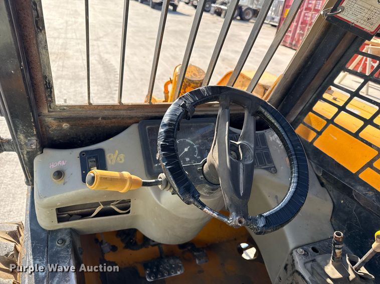 image for item DY8099 1999 JCB Gradall 520 telehandler