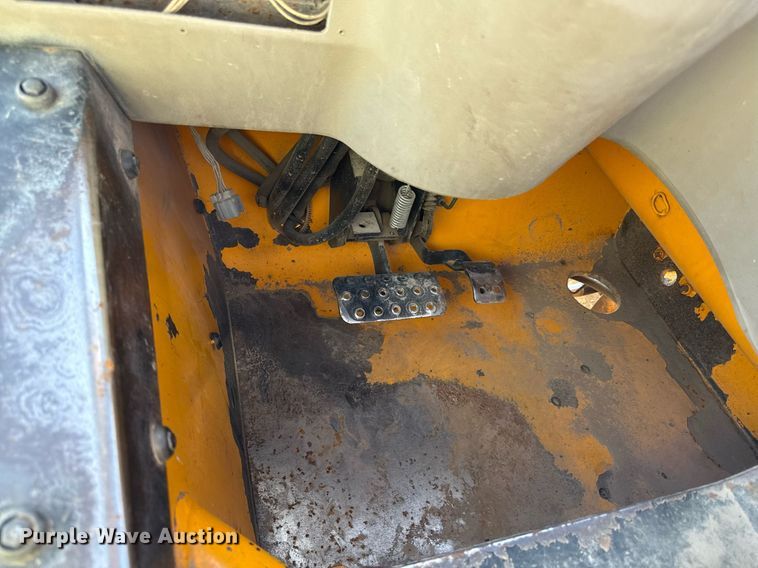 image for item DY8099 1999 JCB Gradall 520 telehandler