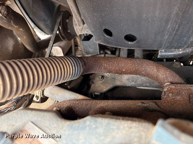 image for item DZ8623 2001 Bobcat S175 skid steer loader