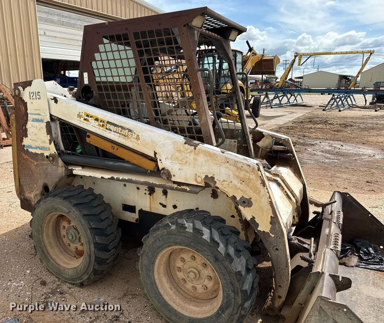 image for item DZ8624 1999 Bobcat 763 skid steer loader