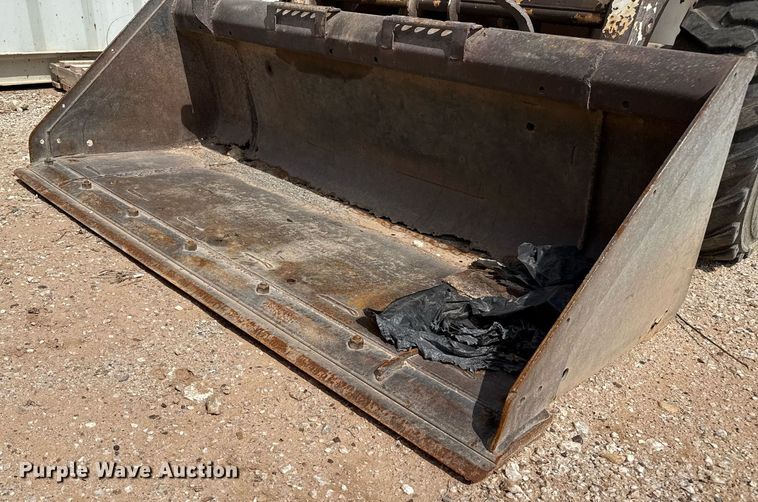 image for item DZ8624 1999 Bobcat 763 skid steer loader