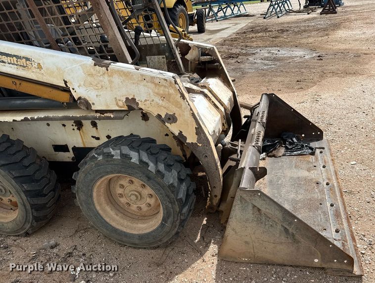 image for item DZ8624 1999 Bobcat 763 skid steer loader