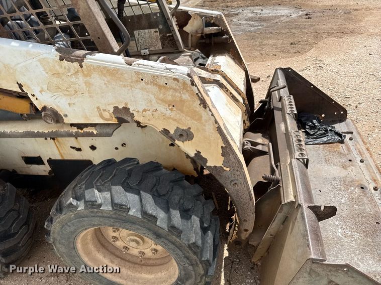 image for item DZ8624 1999 Bobcat 763 skid steer loader