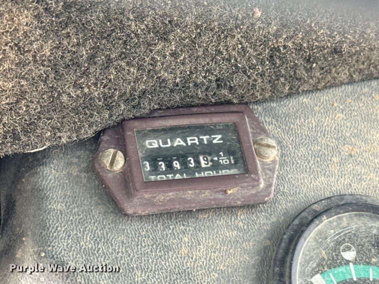 image for item DZ8624 1999 Bobcat 763 skid steer loader