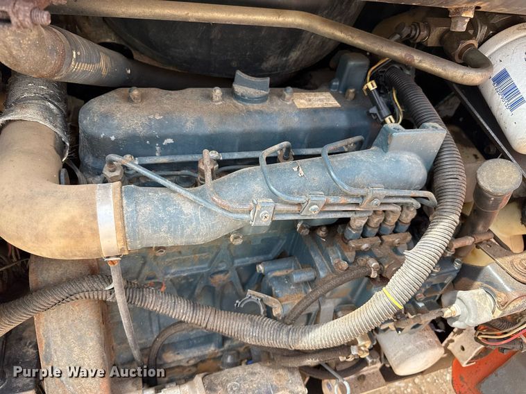 image for item DZ8624 1999 Bobcat 763 skid steer loader