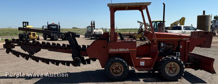 image for item DZ8655 Ditch Witch 5110 trencher