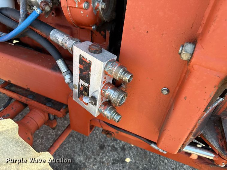 image for item DZ8655 Ditch Witch 5110 trencher