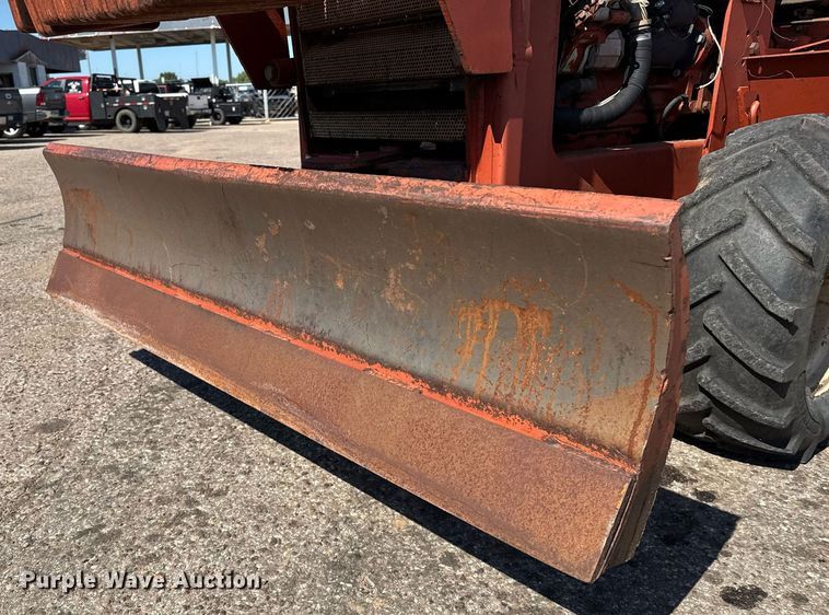 image for item DZ8655 Ditch Witch 5110 trencher