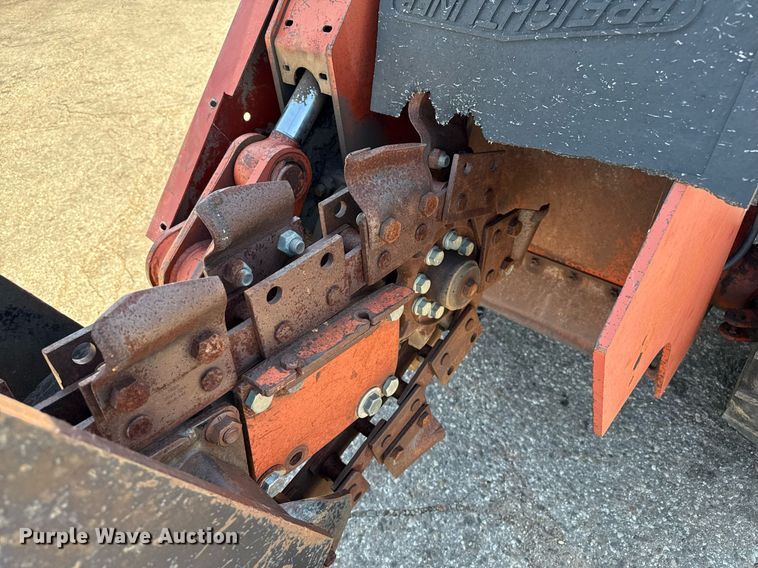 image for item DZ8655 Ditch Witch 5110 trencher