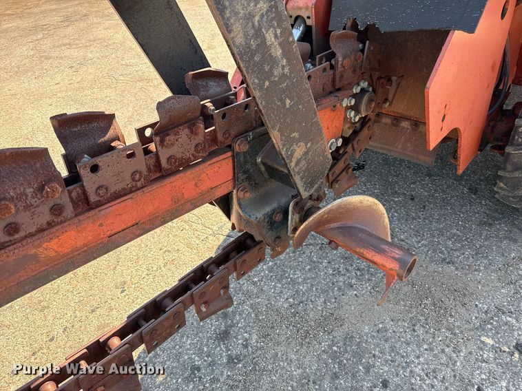 image for item DZ8655 Ditch Witch 5110 trencher