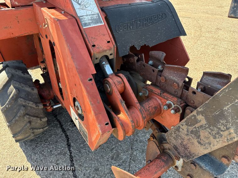 image for item DZ8655 Ditch Witch 5110 trencher
