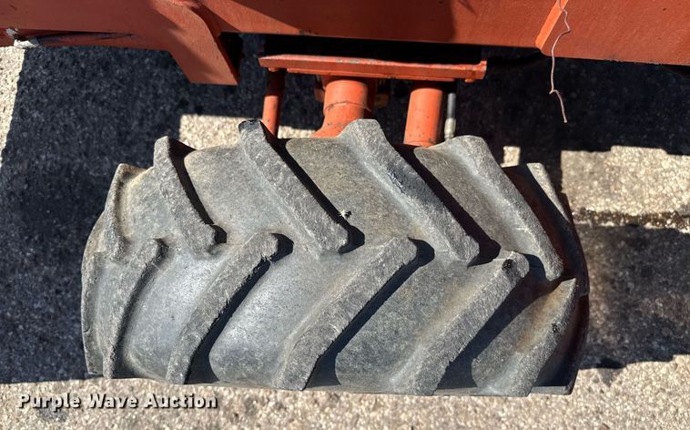 image for item DZ8655 Ditch Witch 5110 trencher