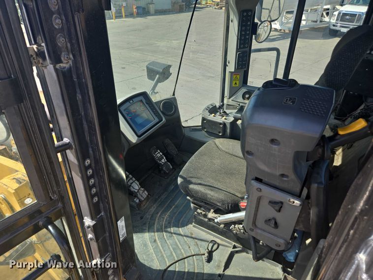 image for item EA2459 2013 Caterpillar 980K wheel loader