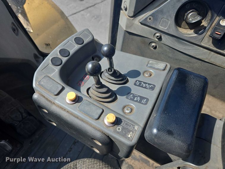 image for item EA2459 2013 Caterpillar 980K wheel loader