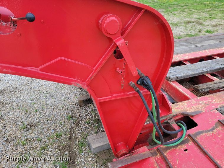 image for item EA2460 1999 Fontaine Specialized TH55-FLD lowboy equipment trailer