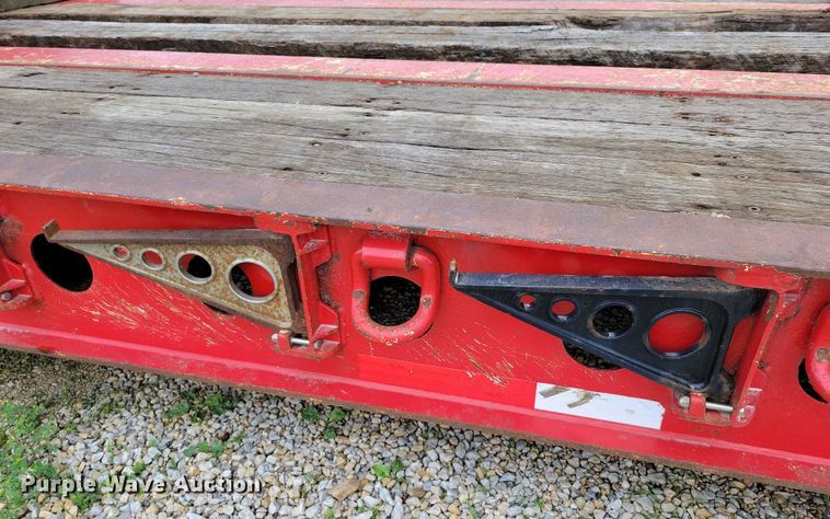 image for item EA2460 1999 Fontaine Specialized TH55-FLD lowboy equipment trailer