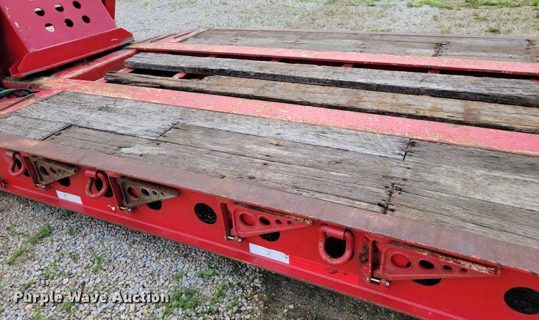 image for item EA2460 1999 Fontaine Specialized TH55-FLD lowboy equipment trailer