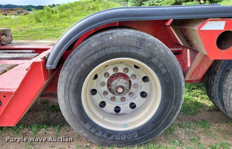 image for item EA2460 1999 Fontaine Specialized TH55-FLD lowboy equipment trailer