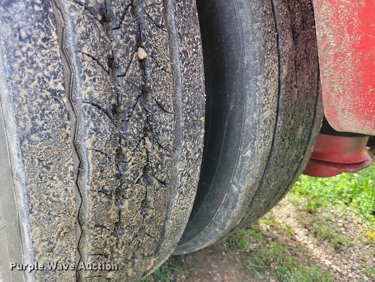 image for item EA2460 1999 Fontaine Specialized TH55-FLD lowboy equipment trailer