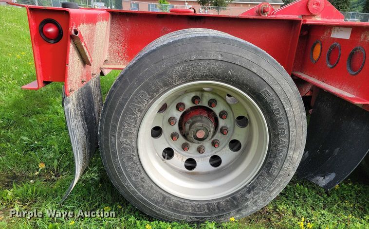 image for item EA2460 1999 Fontaine Specialized TH55-FLD lowboy equipment trailer