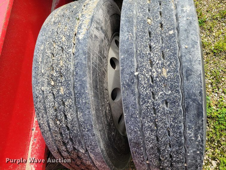 image for item EA2460 1999 Fontaine Specialized TH55-FLD lowboy equipment trailer