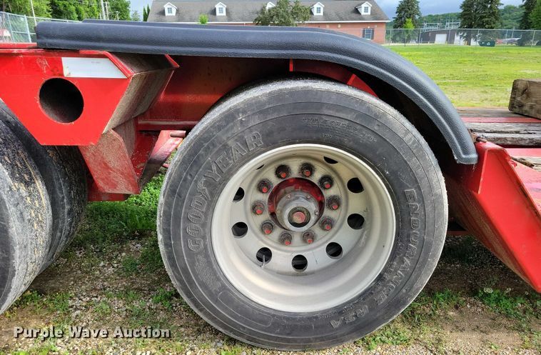 image for item EA2460 1999 Fontaine Specialized TH55-FLD lowboy equipment trailer