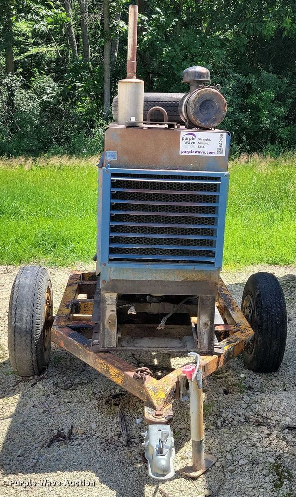 image for item EA2466 1971 Miller WD-5 welder/generator