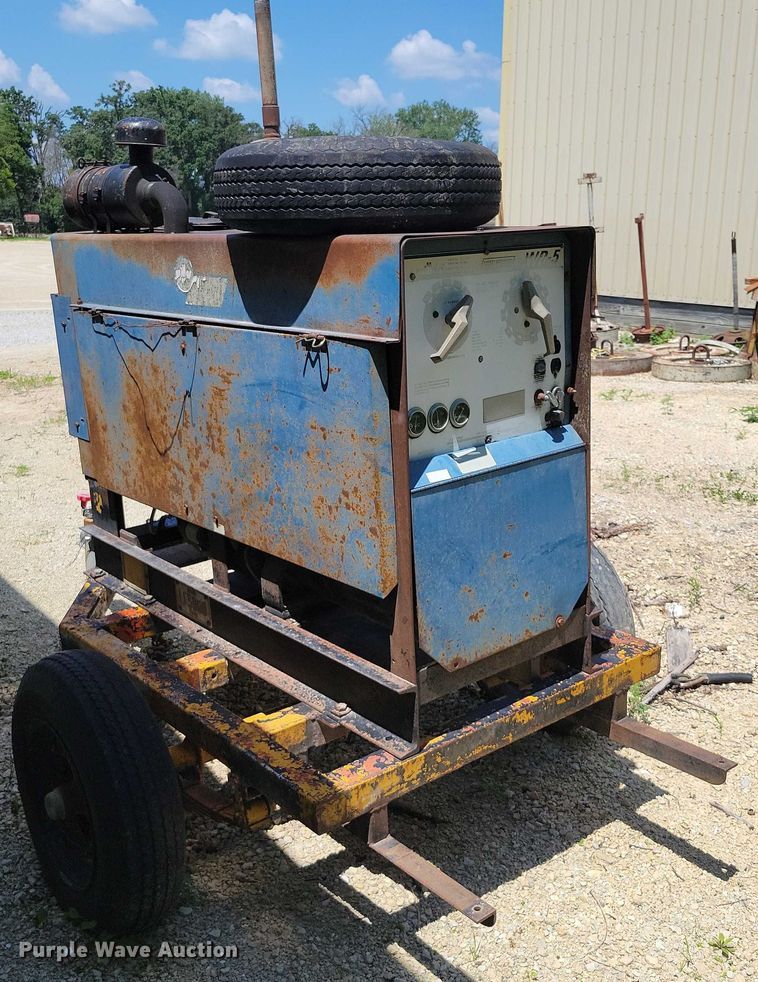 image for item EA2466 1971 Miller WD-5 welder/generator