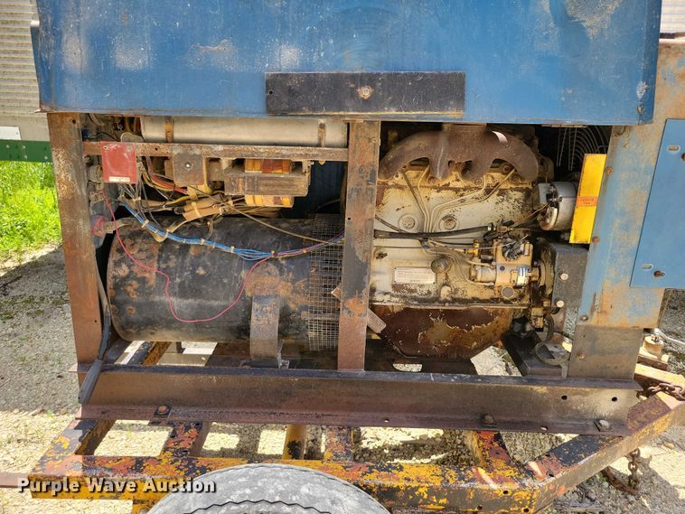 image for item EA2466 1971 Miller WD-5 welder/generator