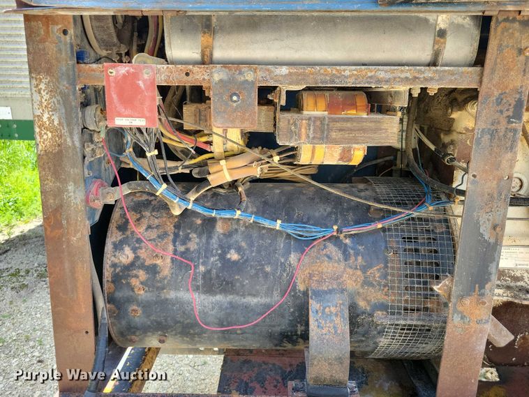 image for item EA2466 1971 Miller WD-5 welder/generator