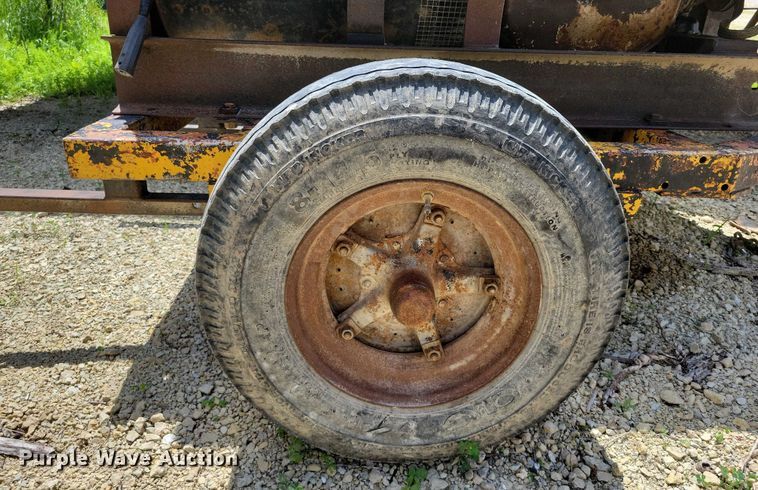 image for item EA2466 1971 Miller WD-5 welder/generator