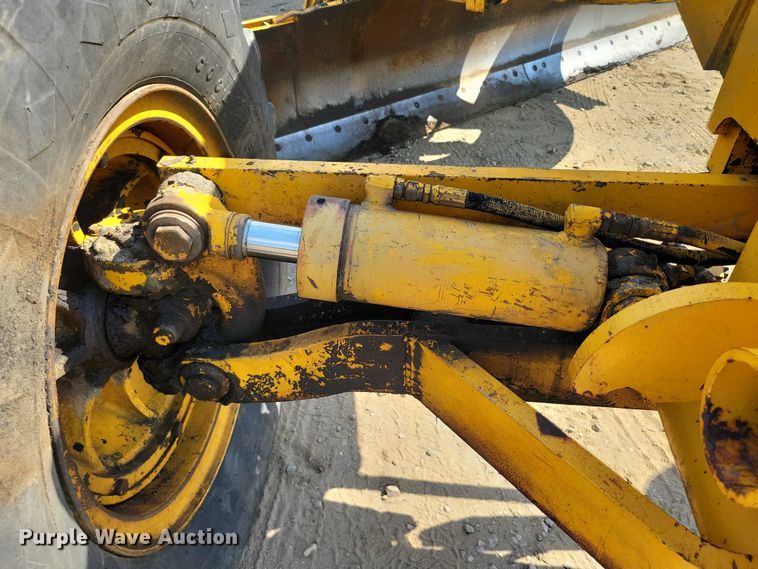 image for item EA2468 Galion T500M rigid frame motor grader