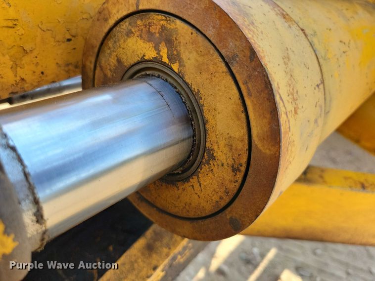 image for item EA2468 Galion T500M rigid frame motor grader