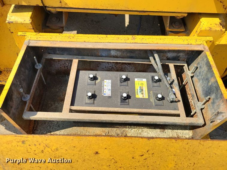 image for item EA2468 Galion T500M rigid frame motor grader