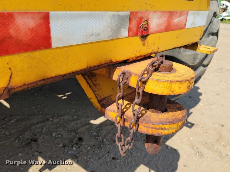 image for item EA2468 Galion T500M rigid frame motor grader