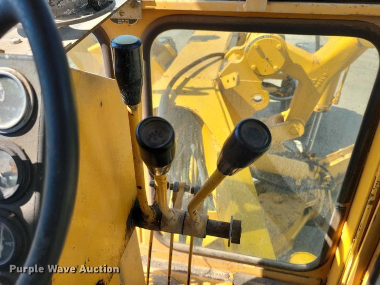 image for item EA2468 Galion T500M rigid frame motor grader