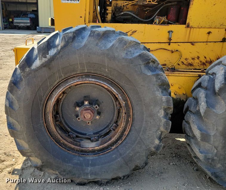 image for item EA2468 Galion T500M rigid frame motor grader