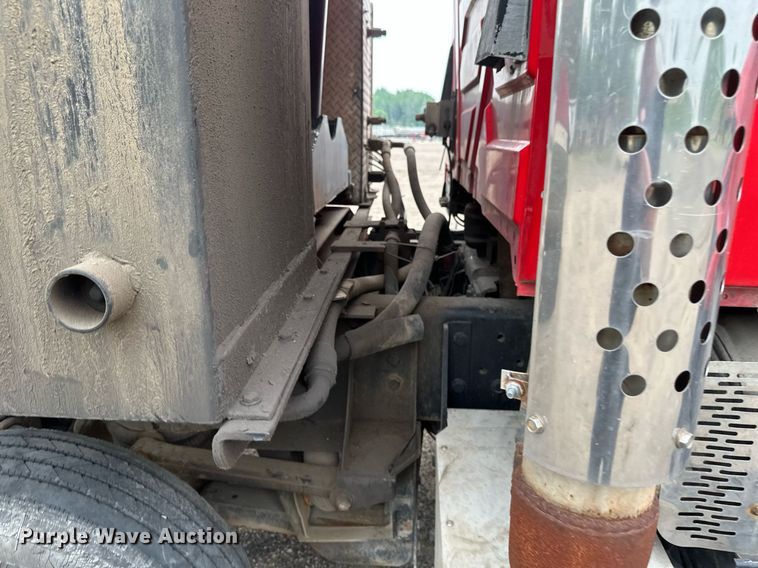 image for item EB2651 2007 International 7700 dump truck