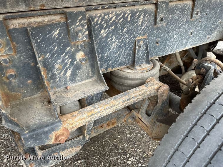 image for item EB2651 2007 International 7700 dump truck