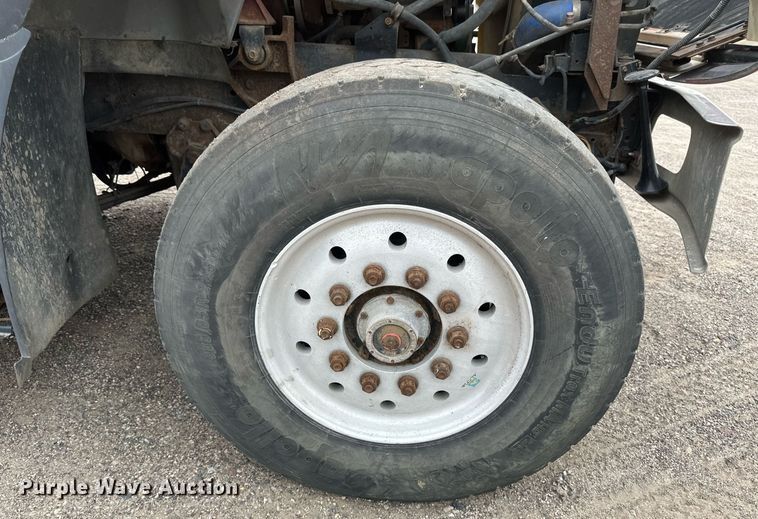 image for item EB2651 2007 International 7700 dump truck