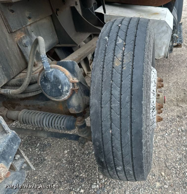 image for item EB2651 2007 International 7700 dump truck