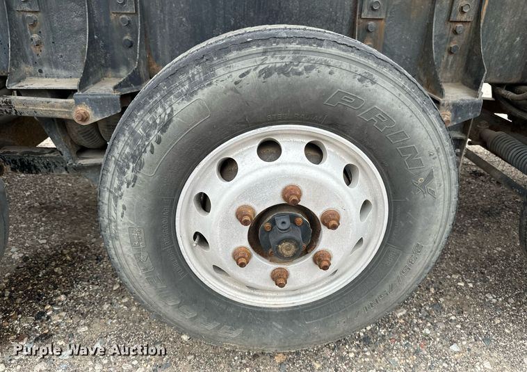 image for item EB2651 2007 International 7700 dump truck