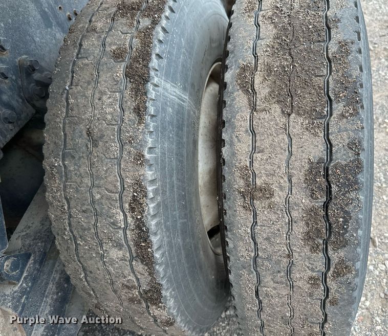 image for item EB2651 2007 International 7700 dump truck